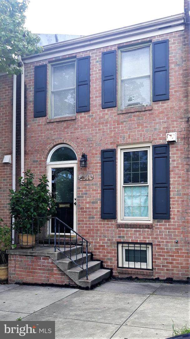 912 Paca Street - Photo 1