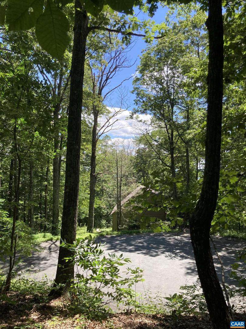 67 Dogwood Rd - Photo 1