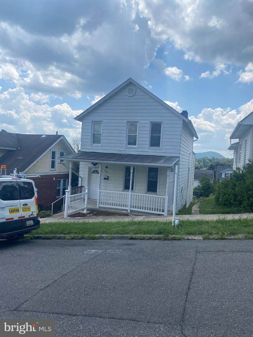 812 Sylvan Avenue - Photo 1