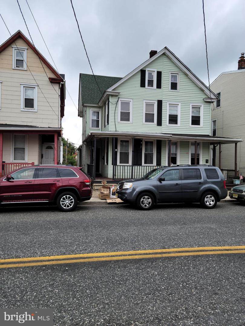 230 Broadway - Photo 1