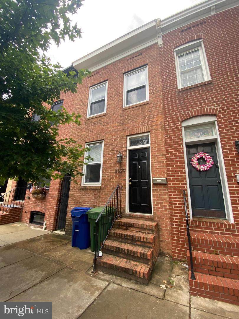 2629 Hudson Street - Photo 1