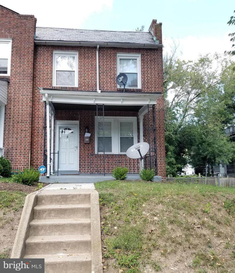 610 Winston Avenue - Photo 1