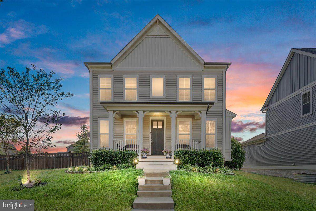 528 Apricot Street - Photo 1