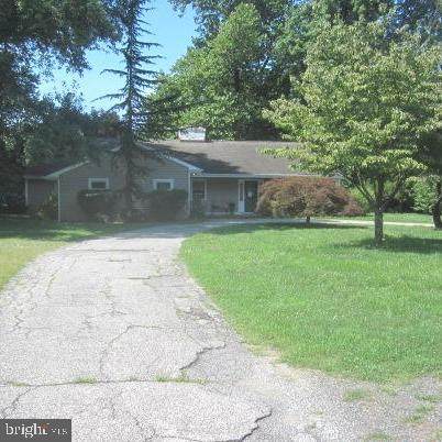 304 Auburn Road - Photo 1