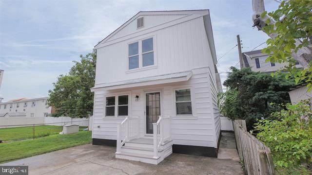 12 Madison Avenue - Photo 1