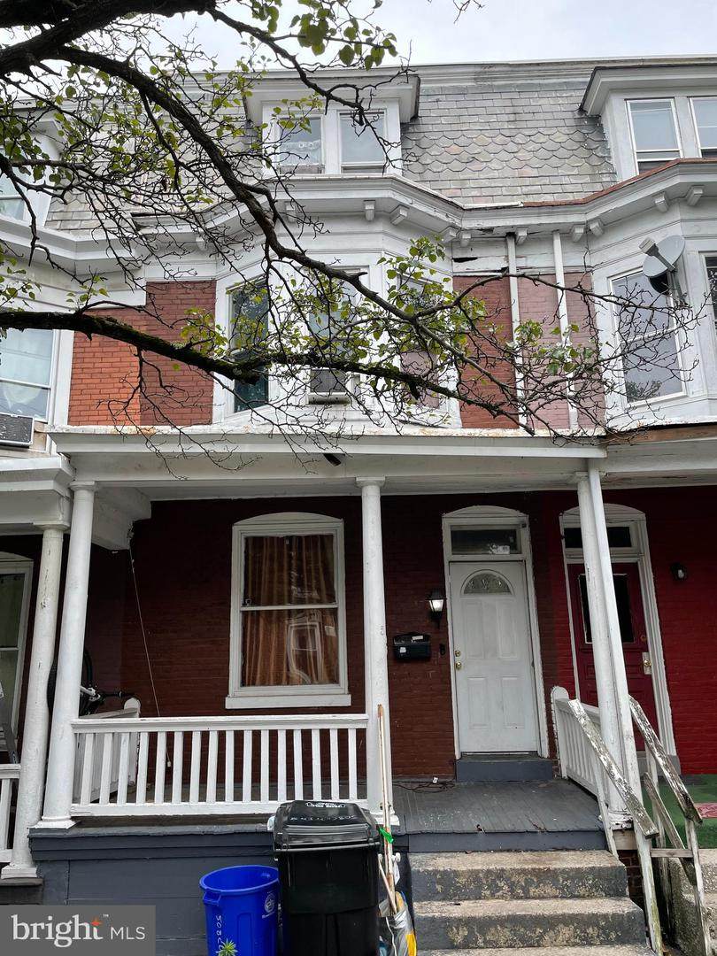 508 Curtin Street - Photo 1