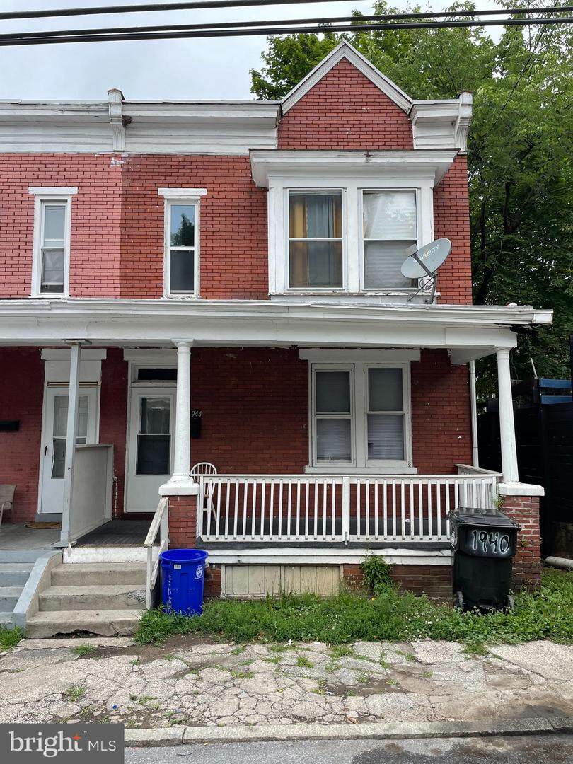 1944 Zarker Street - Photo 1
