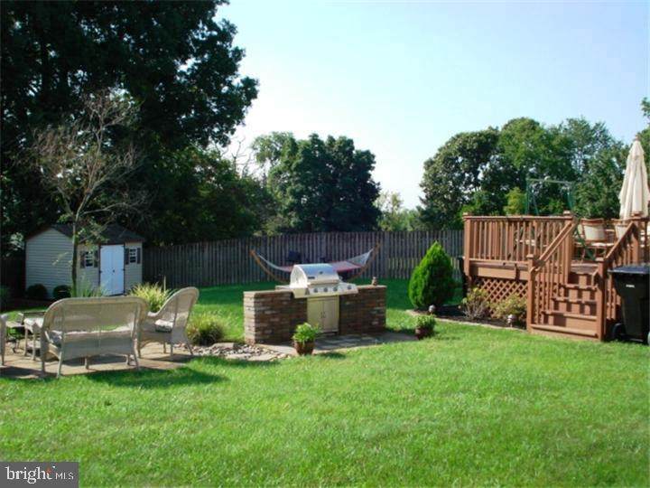 95 Roosevelt Boulevard - Photo 1