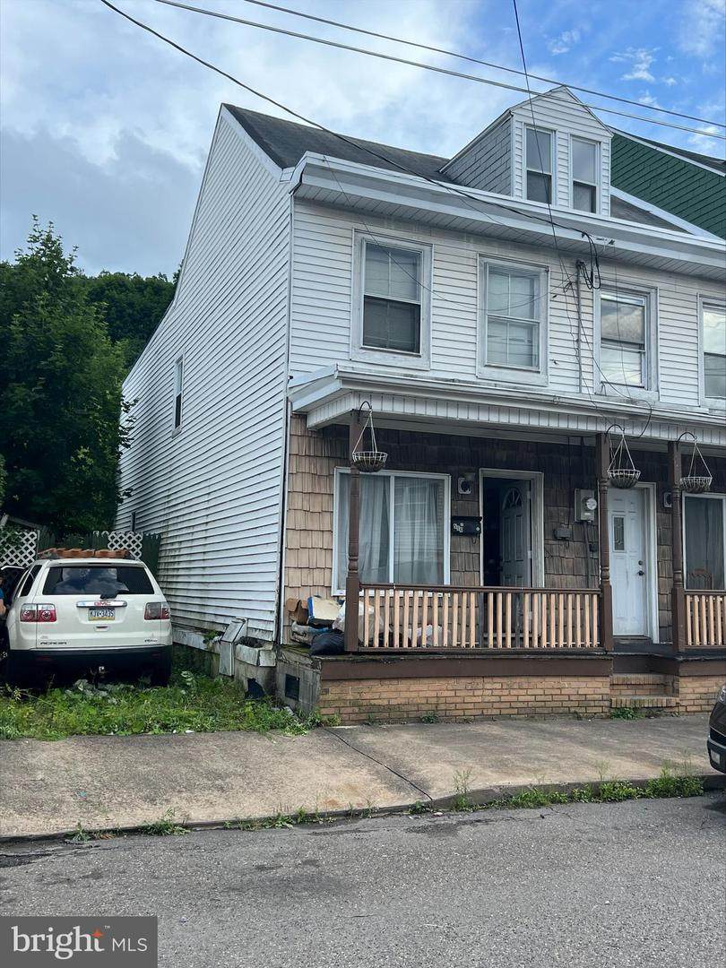 506 Mahanoy Street - Photo 1