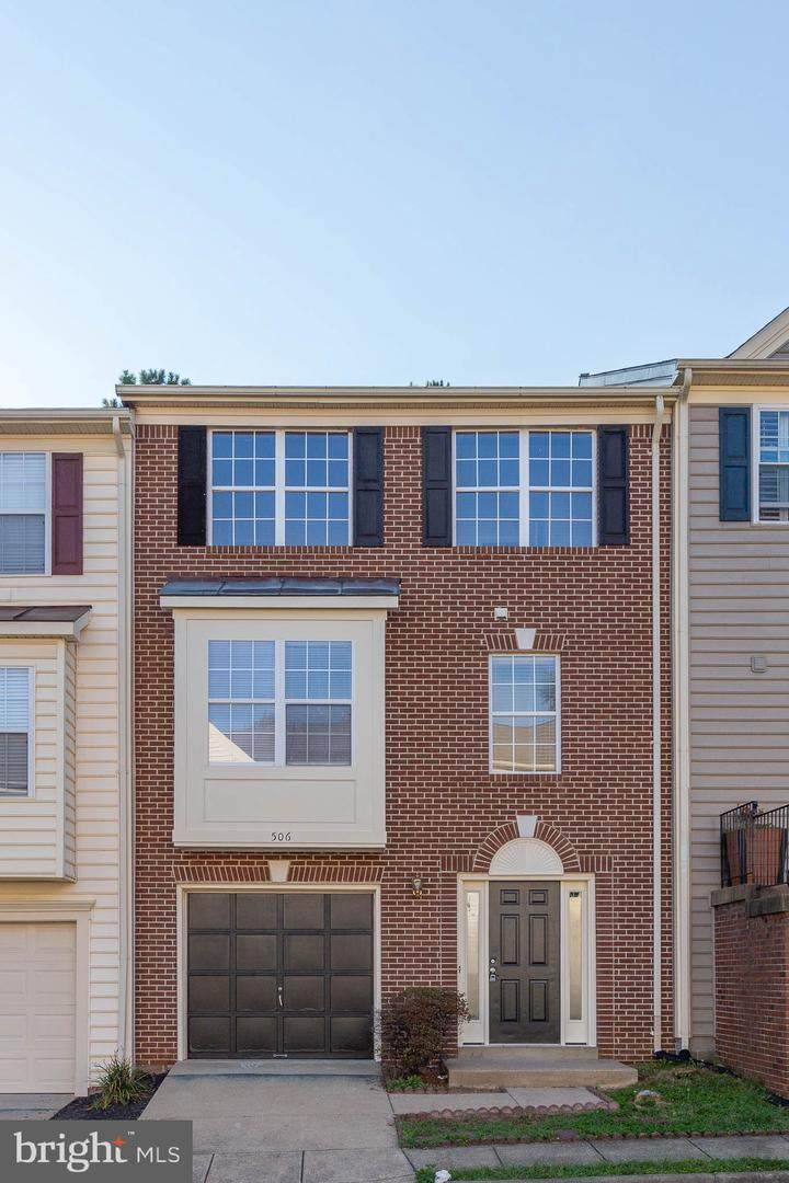 506 Waters Cove Court - Photo 1