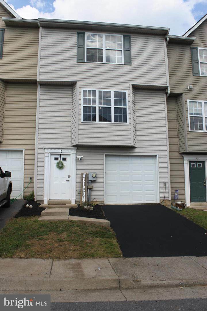 13 Mistala Court - Photo 1