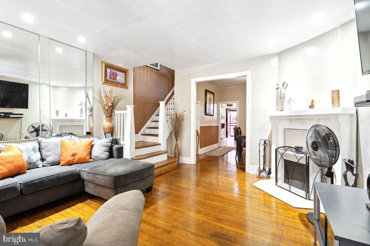 3917 Smedley Street - Photo 1