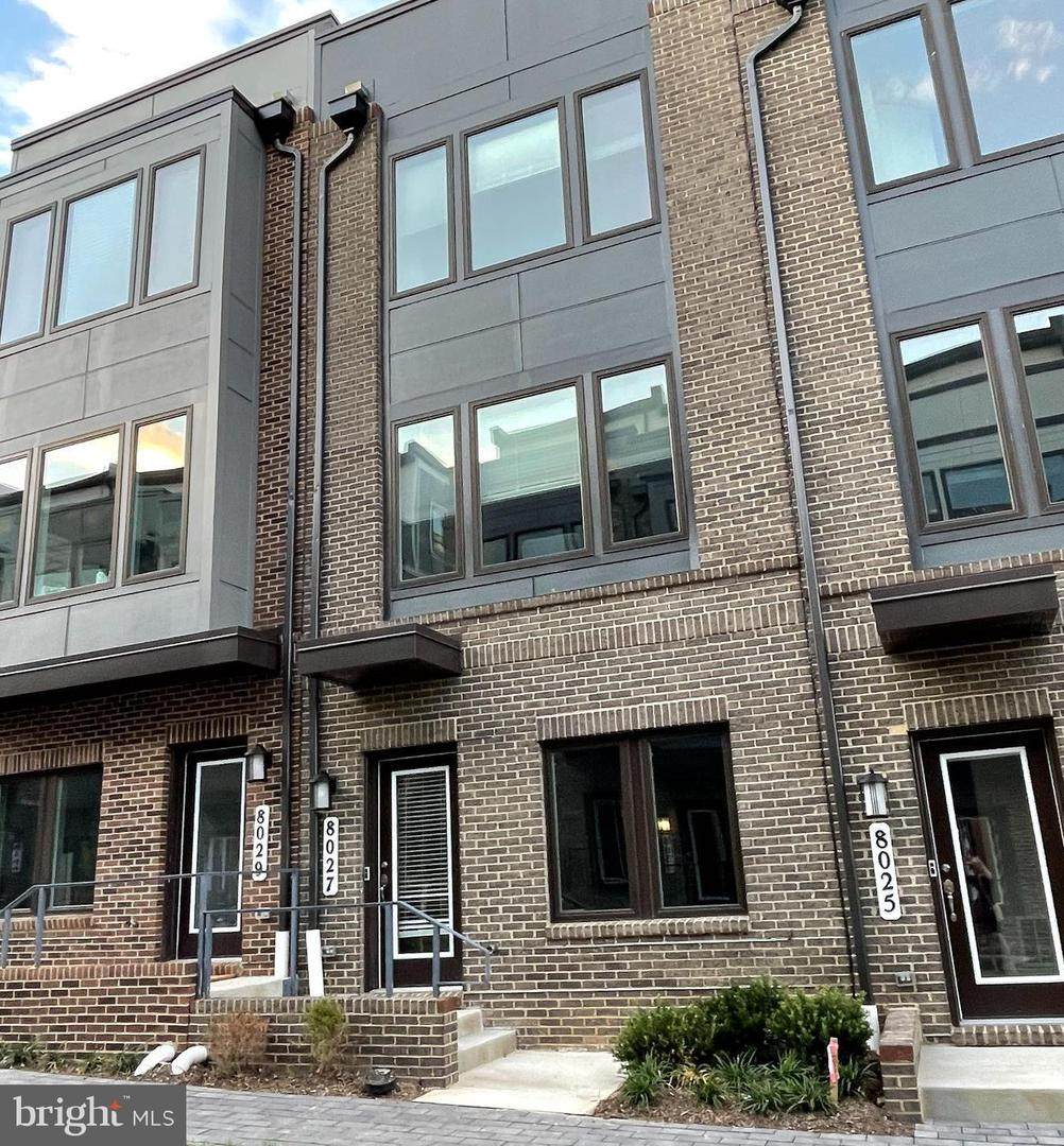 8027 Baxter - Photo 1