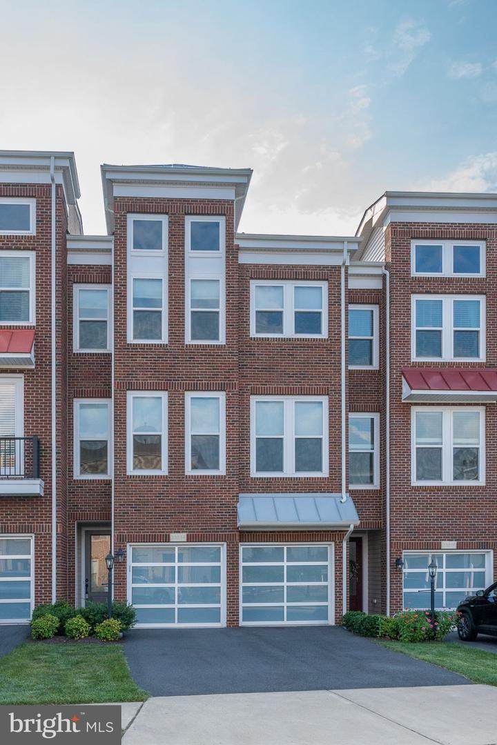 23514 Adagio Terrace - Photo 1