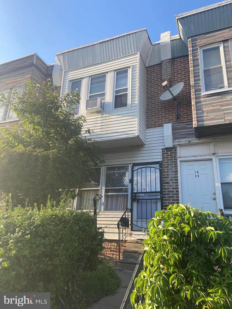 1633 Worrell Street - Photo 1