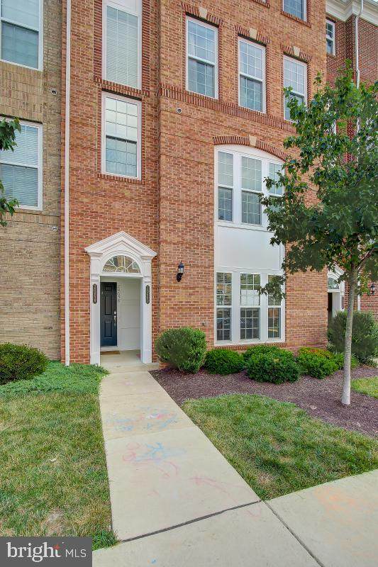 20660 Maitland Terrace - Photo 1