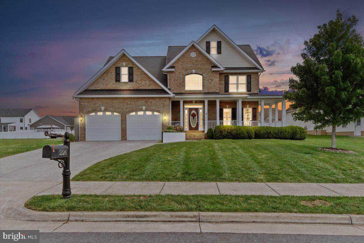 226 Taggart Drive - Photo 1