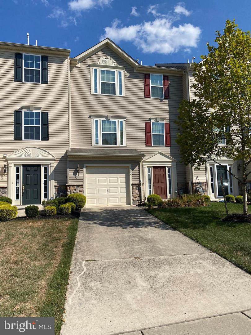 602 Matisse Way - Photo 1