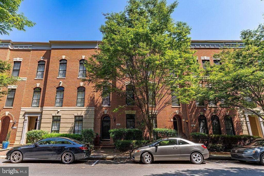 476 Harbor Side Street - Photo 1
