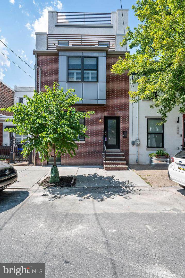 1856 Tulip Street - Photo 1