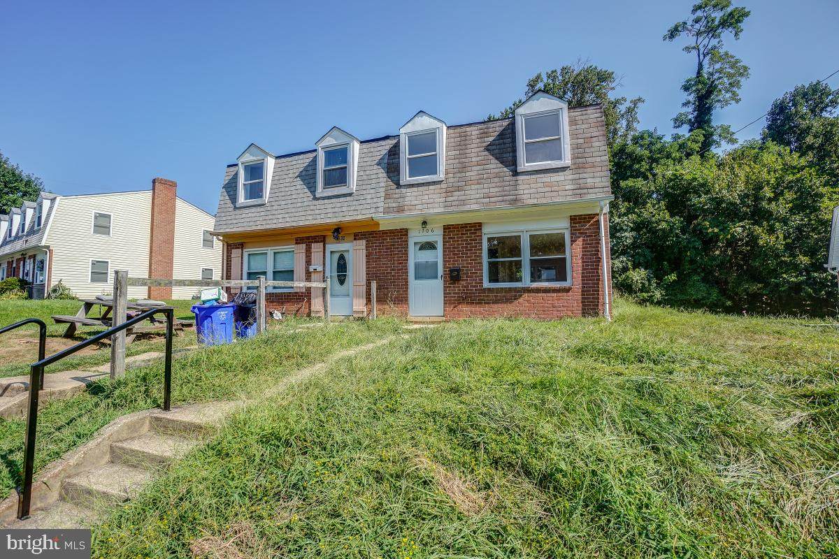 1706 Ryewood Road - Photo 1