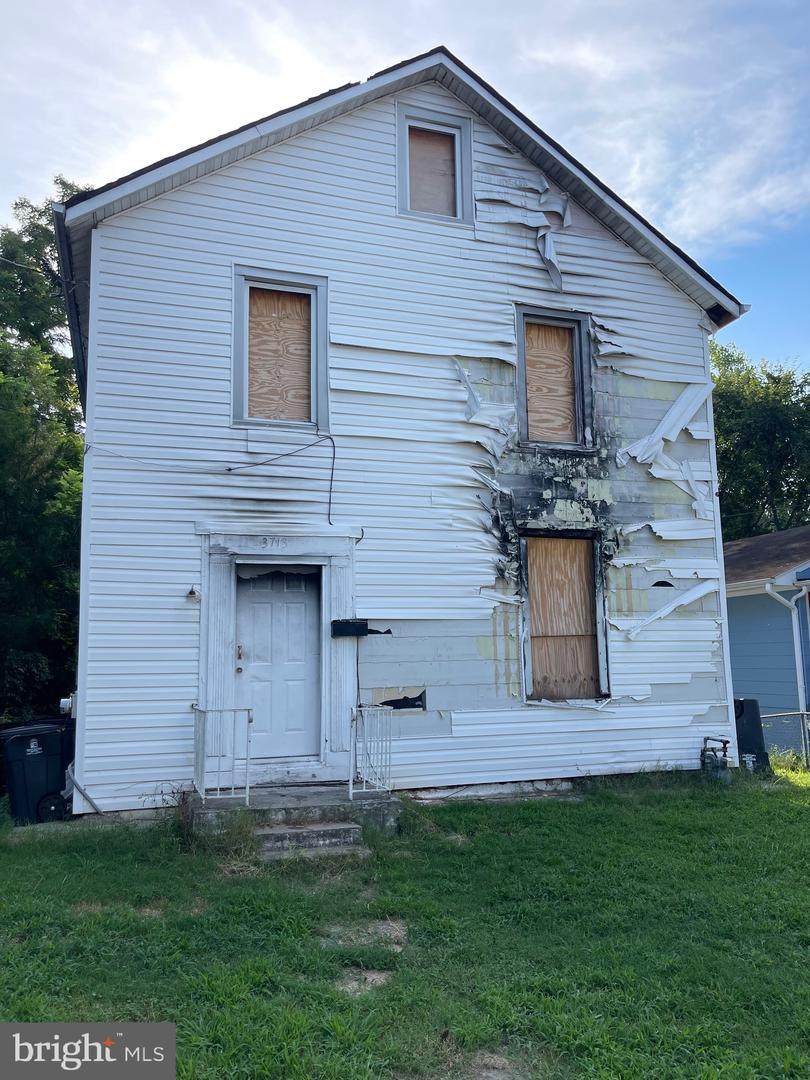 3713 35TH Street - Photo 1