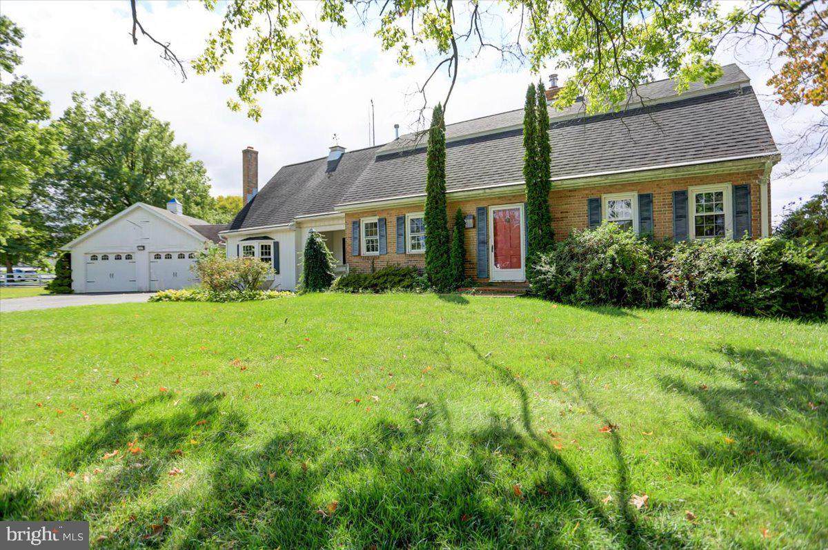 104 Park Place West - Photo 1