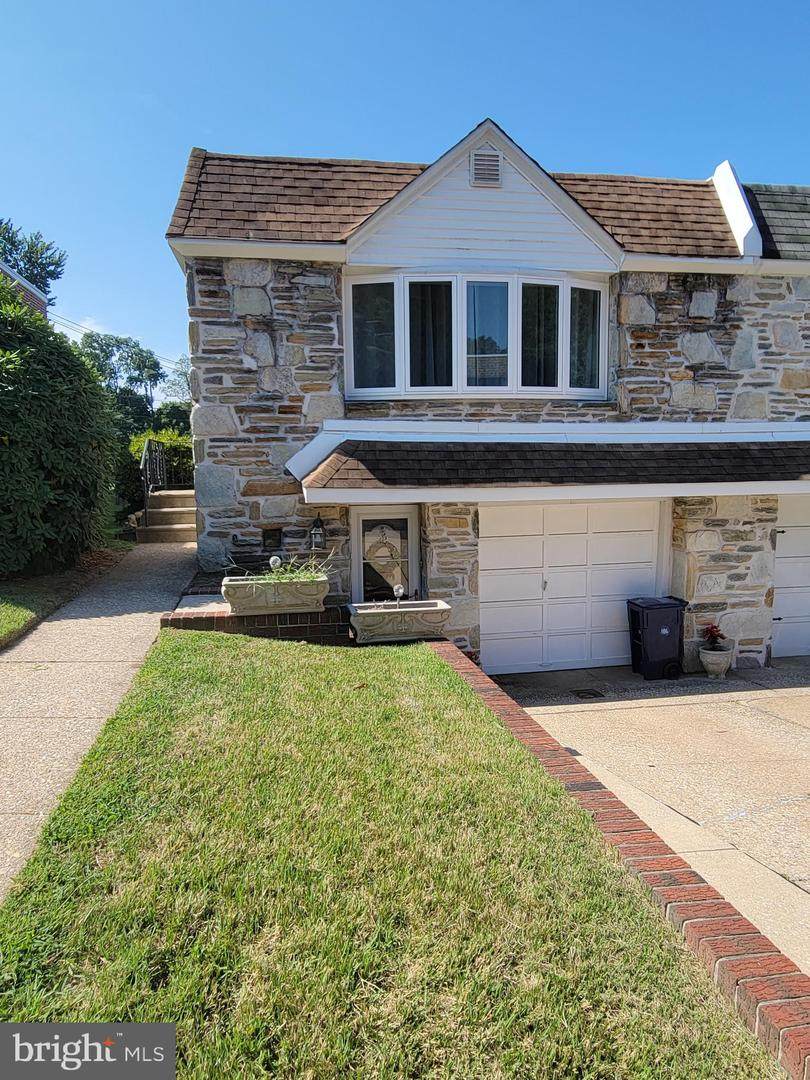 702 Hill Road - Photo 1