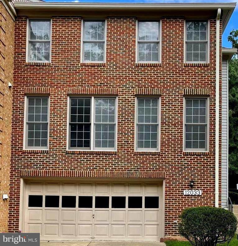 12033 Saw Mill Court - Photo 1
