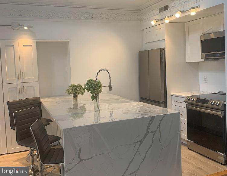 2024 Spring Garden Street - Photo 1