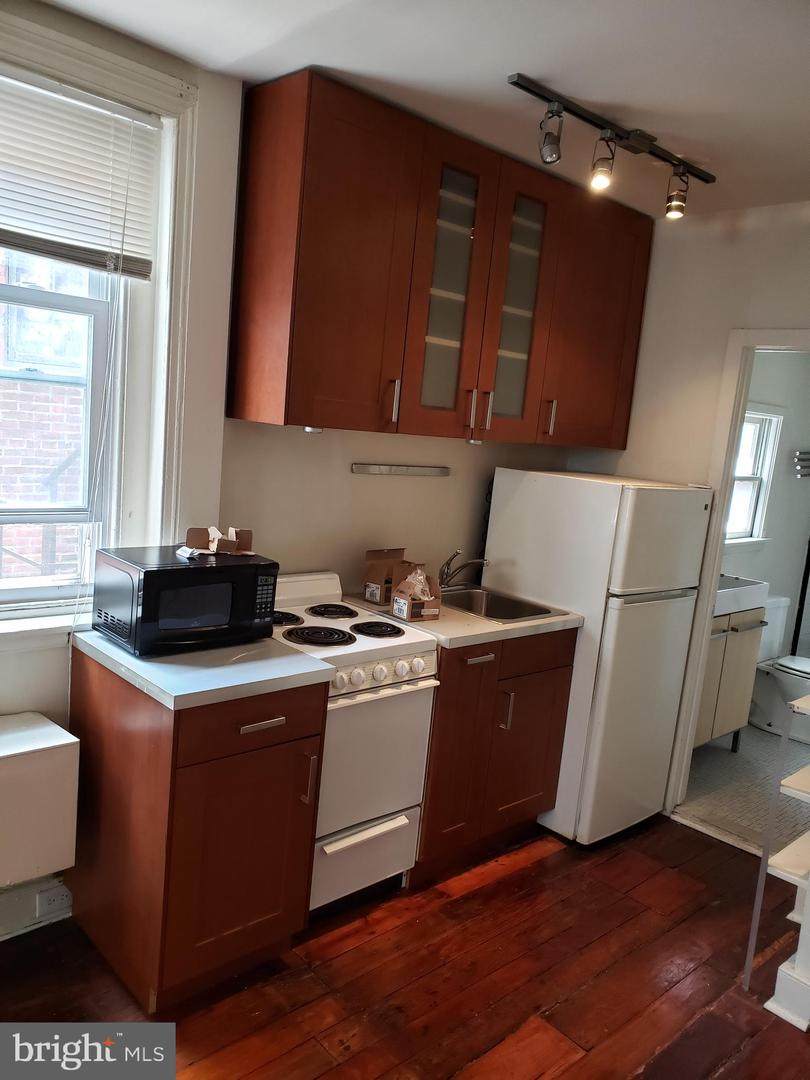 1227 Spruce Street - Photo 1