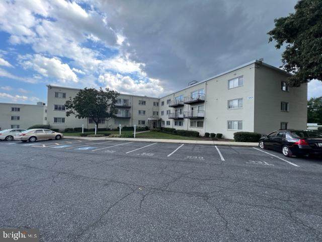 1001 Chillum Road - Photo 1