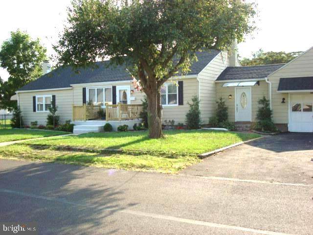 822 Grant Avenue - Photo 1