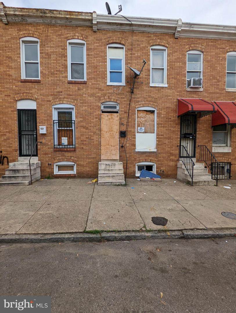 531 Catherine Street - Photo 1