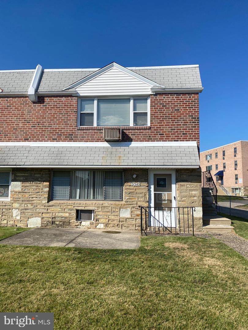 2343 Hoffnagle Street - Photo 1