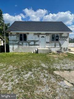 4904 Berwyn Road - Photo 1