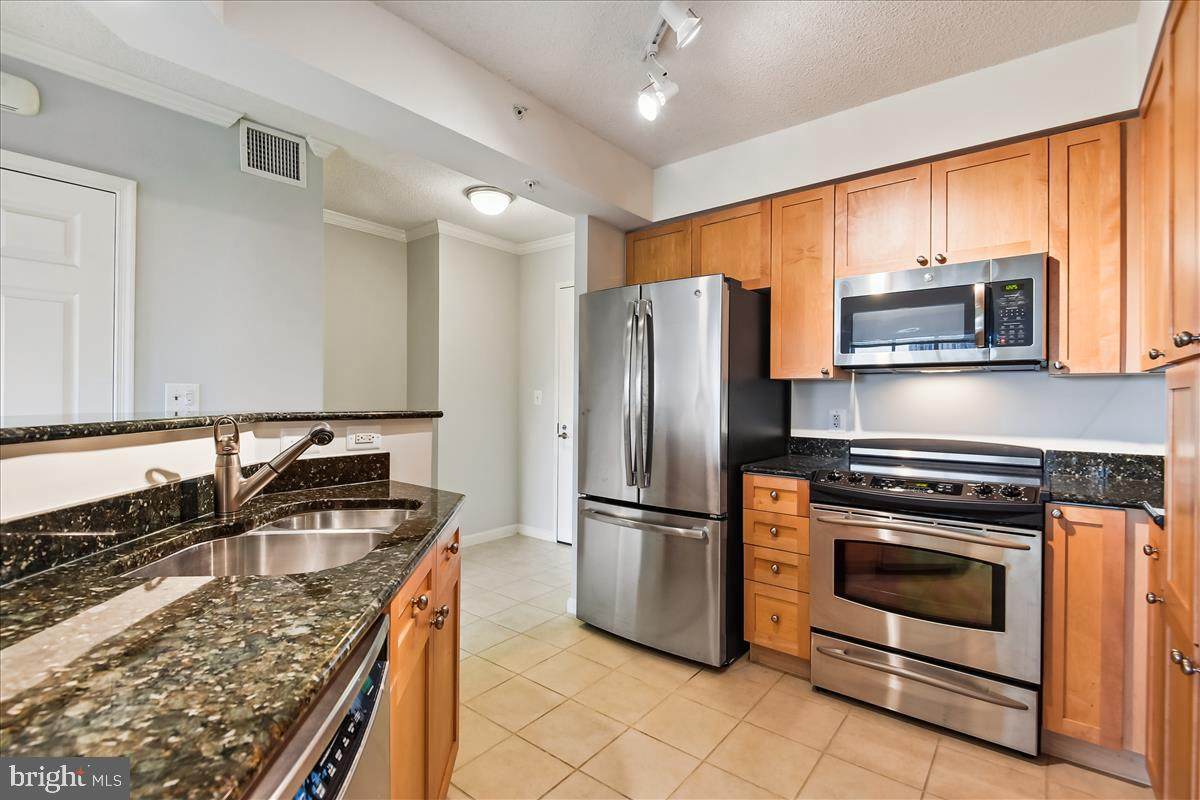 3101 Hampton Drive - Photo 1