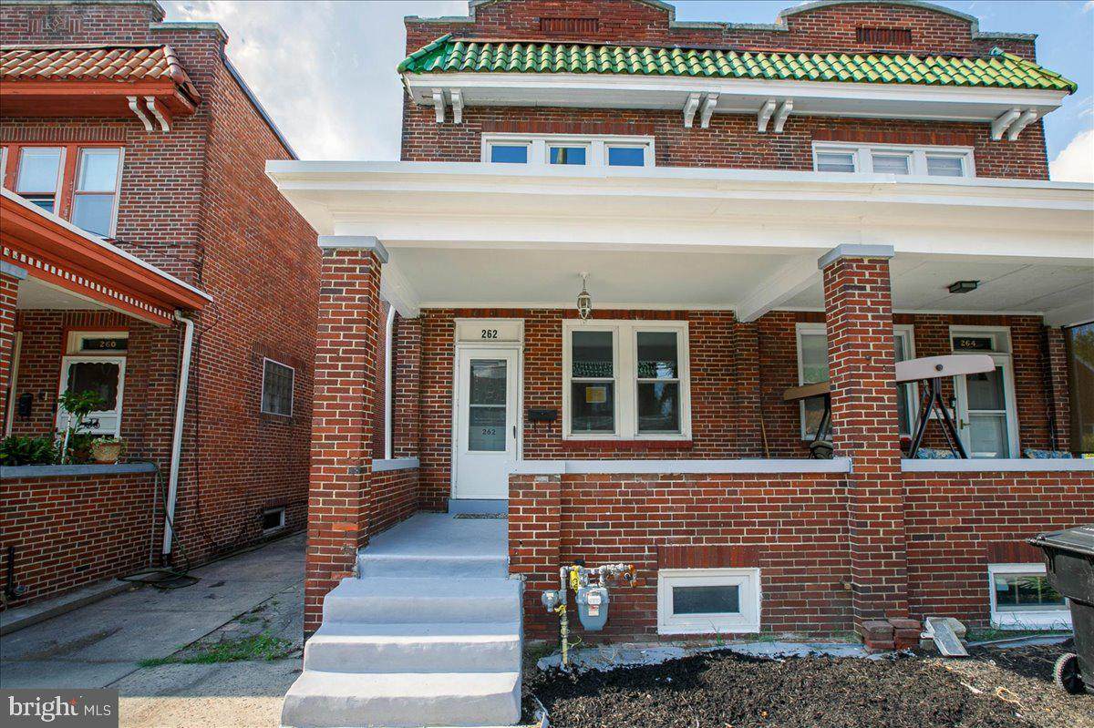 262 Seneca Street - Photo 1