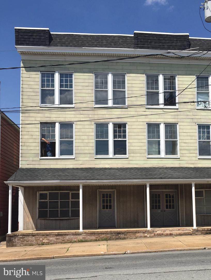 17 Main Street - Photo 1