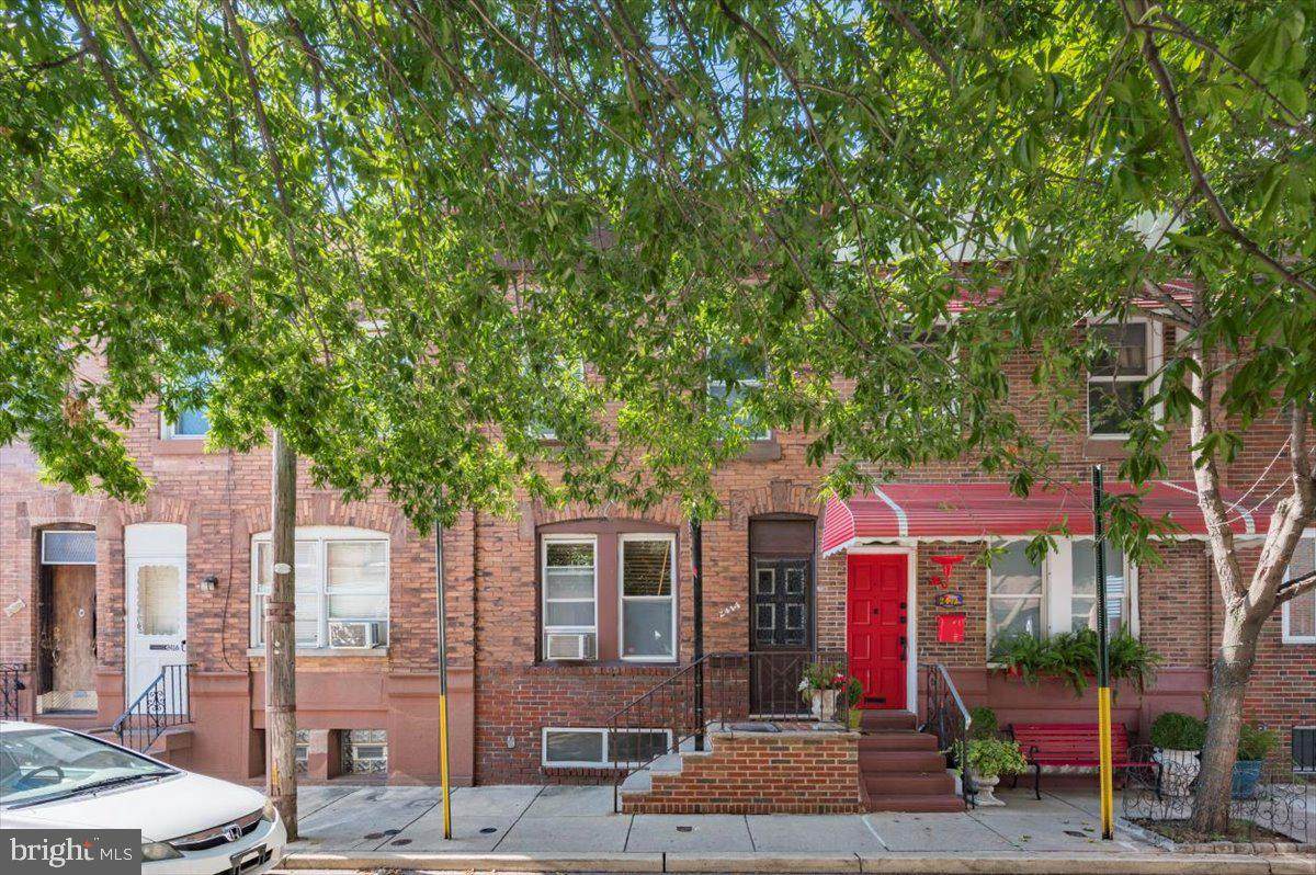 2414 Warnock Street - Photo 1