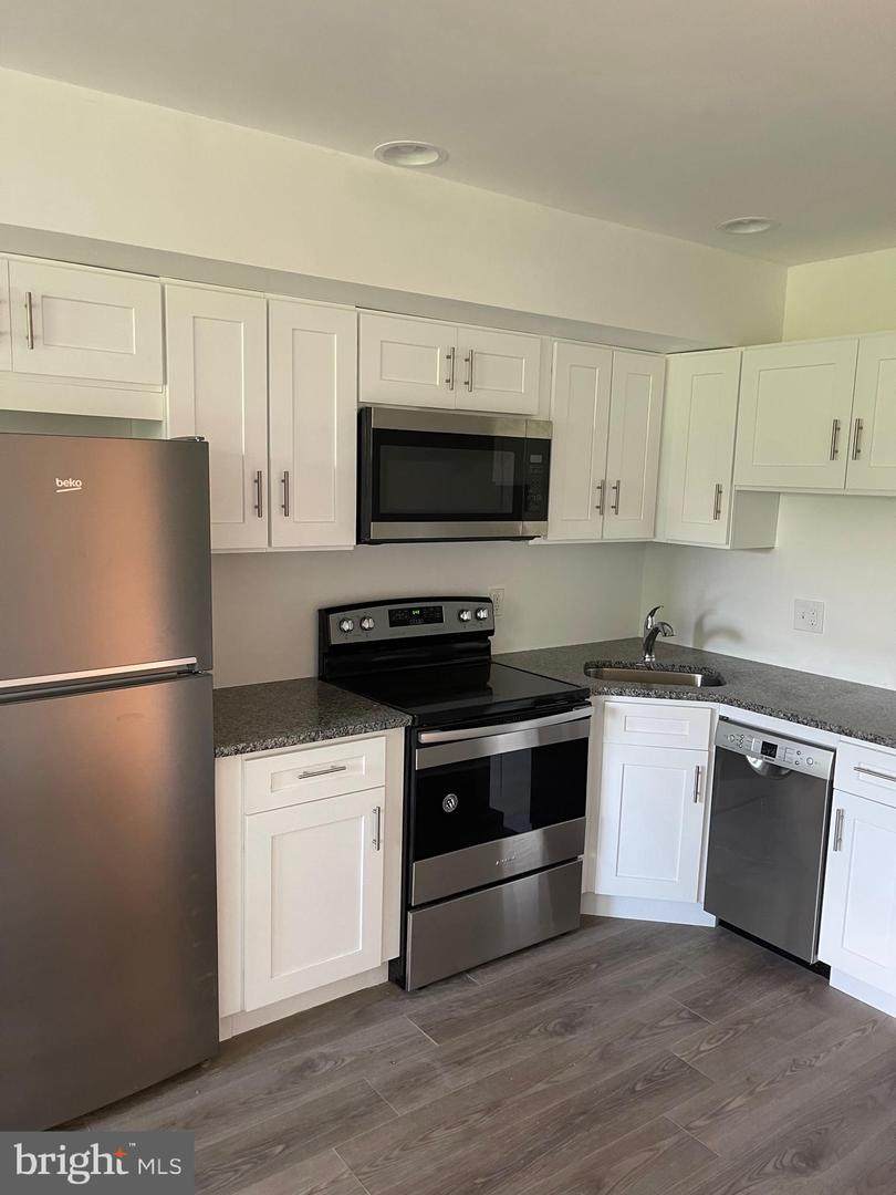 2051 9TH Street - Photo 1