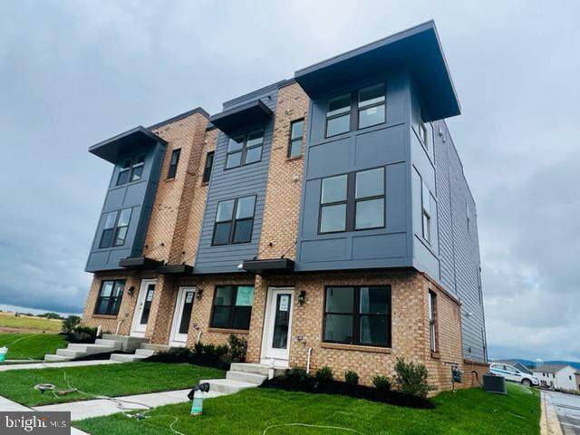 565 Union Street - Photo 1