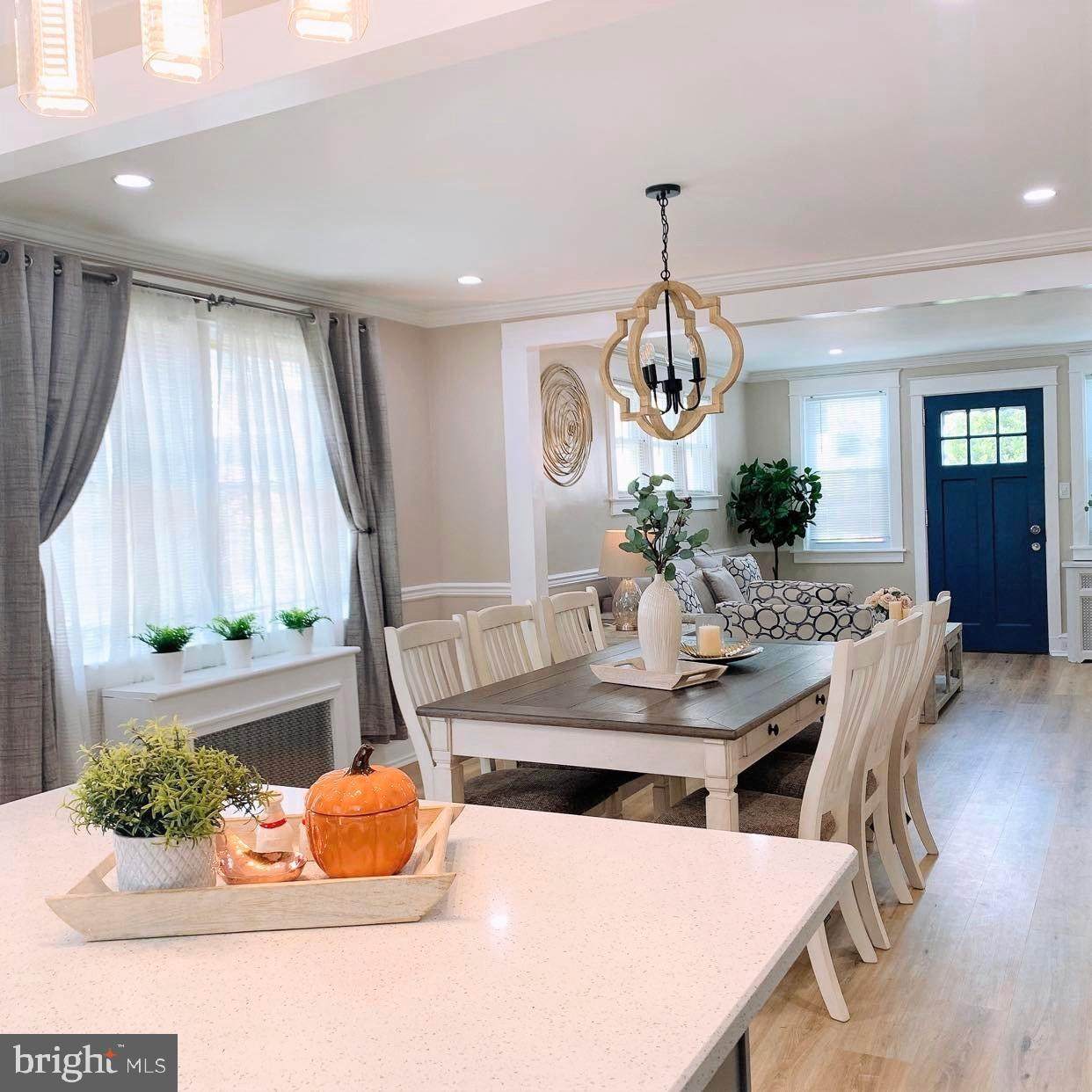 292 Essex Avenue - Photo 1