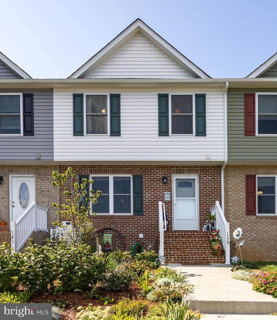139 Steele Avenue - Photo 1