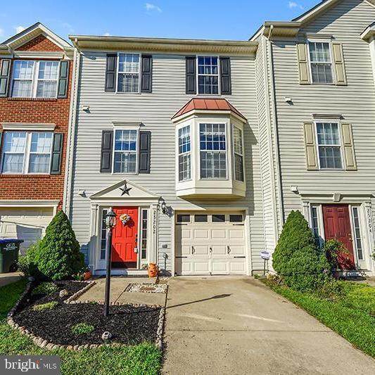 25202 Destination Square - Photo 1