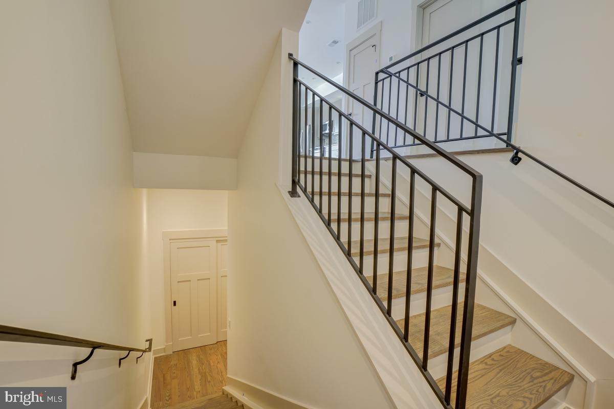 3522 12TH Street - Photo 1