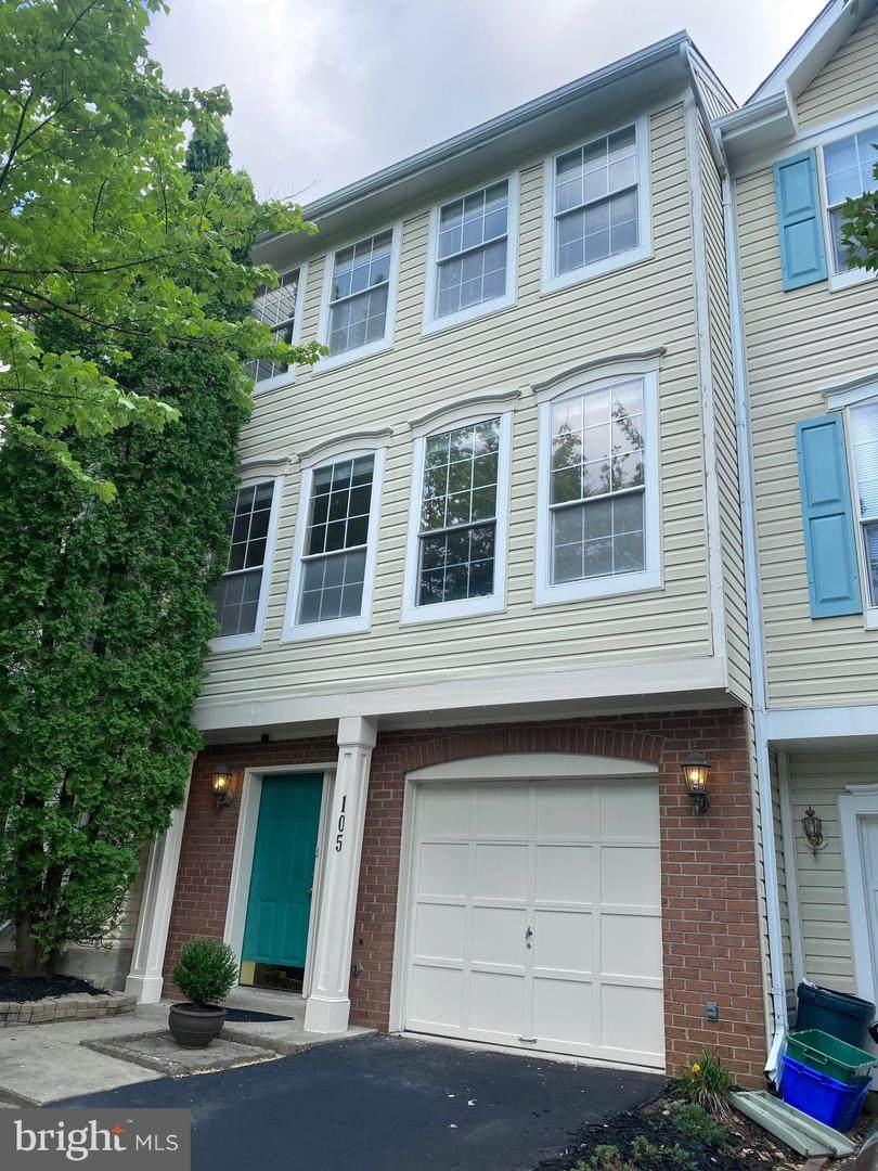 105 Twelve Oaks Drive - Photo 1