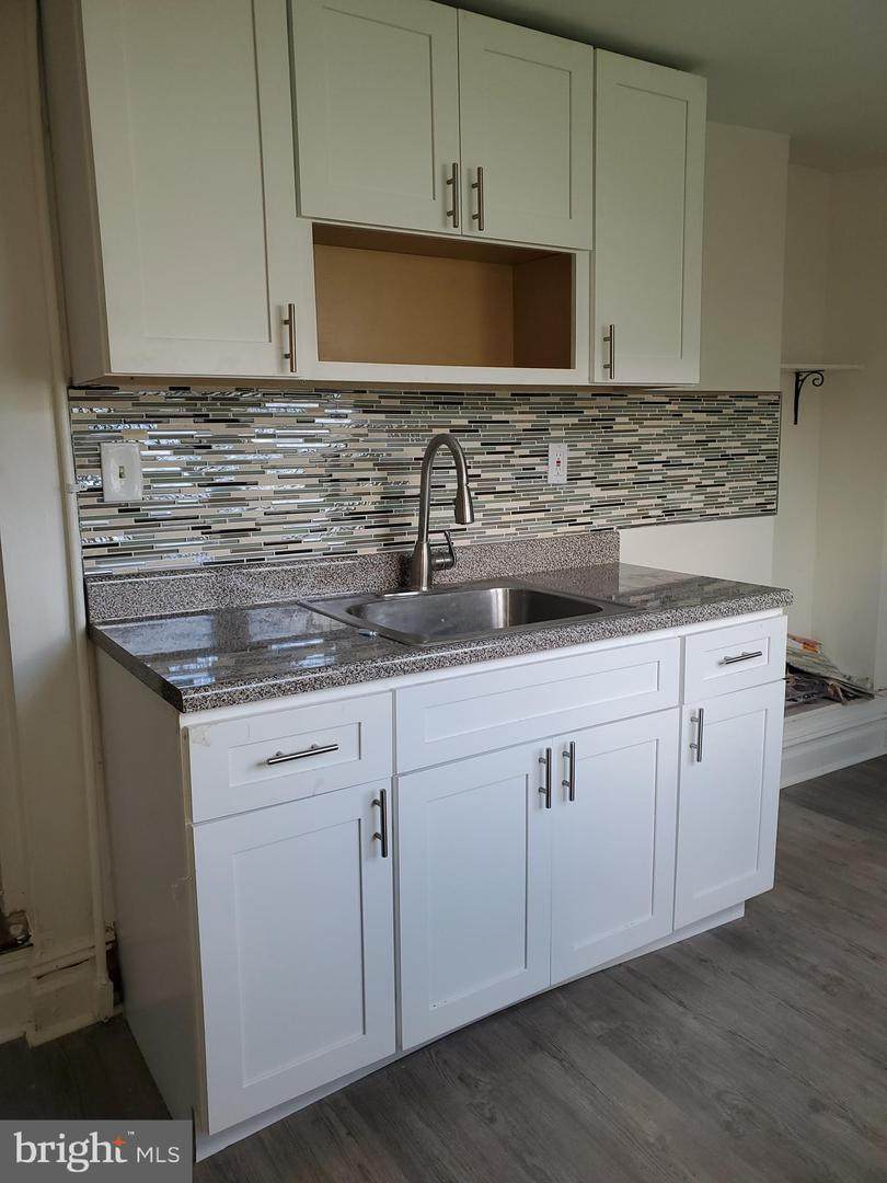 3523 Lee Street - Photo 1