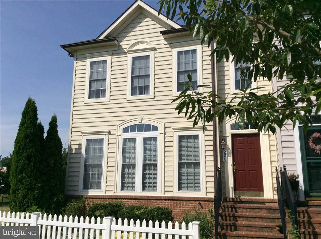 206 Summer Walk Boulevard - Photo 1