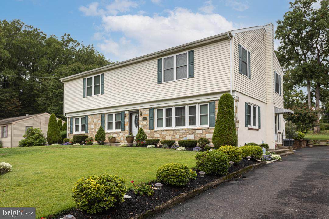 304 Park Avenue - Photo 1